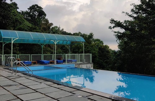 Kalpetta Hotel | woodrose resort