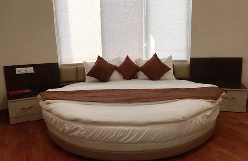 Jhansi Hotel | Hotel K3 Club Residency