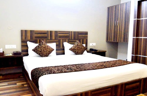 Rohtak Hotel | Hotel Lavenir