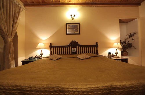 Majkhali Hotel | WelcomHeritage Windsor Lodge
