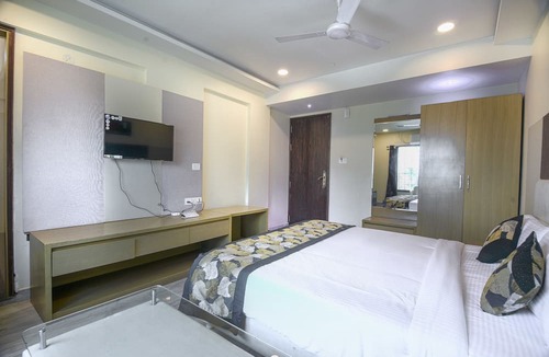 Marhi Hotel | Hotel Pal Residency