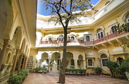 Sindhi Camp Hotel | Alsisar Haveli - A Heritage Hotel