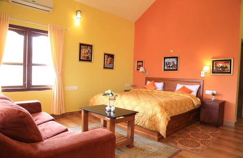 Anachal House | Room-luxury Cottages With Beautiful Moun