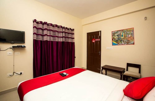 Injambakkam Hotel | OYO 15701 River View Residency