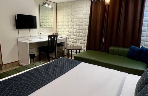 Karnal Hotel | Gopinath The Grand