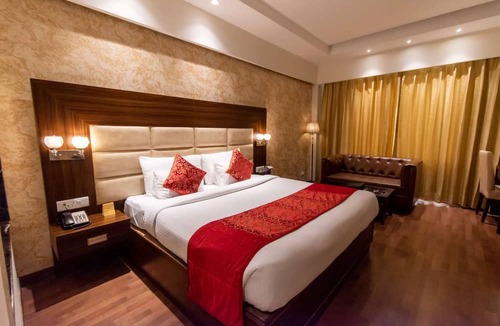 Phagwara Hotel | The Grand Ambassador
