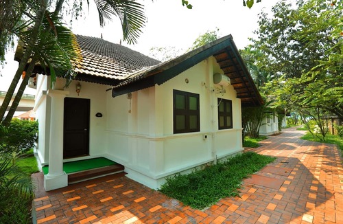 Kochi Hotel | Nihara Resort And Spa
