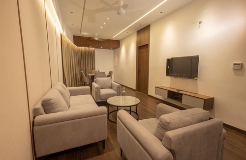 Dindigul Hotel | Parsons Court