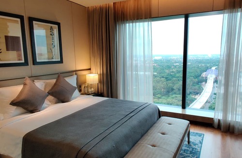 Thigalarapalya Hotel | The Den Bengaluru, LXR Hotels & Resorts