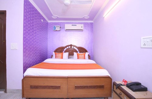 Sector 45 Hotel | OYO 10384 Hotel Rajesh Palace