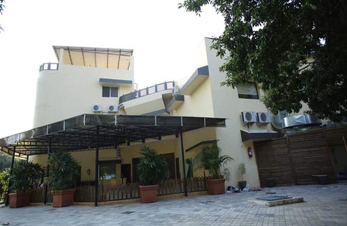 Sagar Hotel | Hotel Saroj Sagar - Sagar