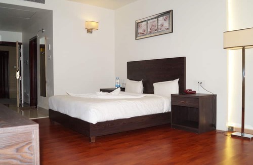 Bilaspur Hotel | Shiva Inn