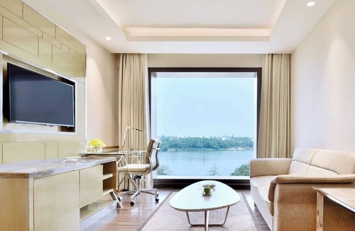 Nagavara Hotel | Courtyard by Marriott Bengaluru Hebbal
