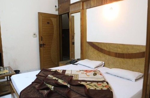 Paharganj Hotel | Hotel Delhi Regency