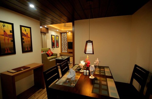 Kamalapur Hotel | Hotel Hampi International