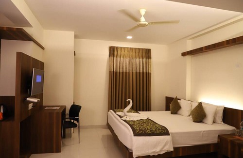 Vijayapura Hotel | Kyriad Hotel Vijayapura