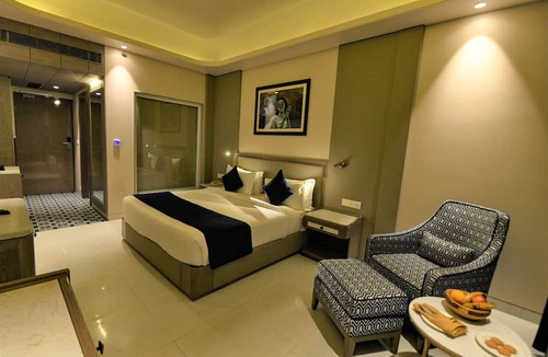 Jaipur Hotel | Stardom Resort