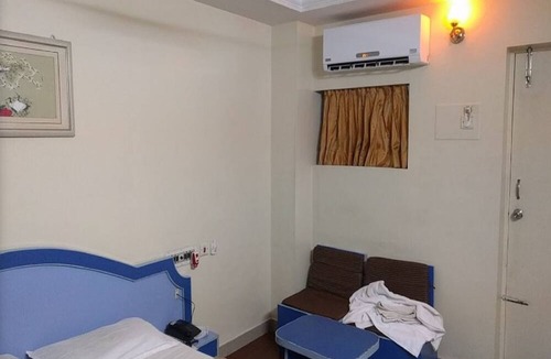Uttukuli Hotel | SAP Residency