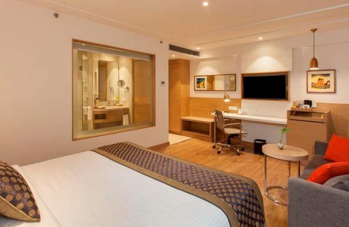 Lucknow Hotel | Lemon Tree Hotel Lucknow