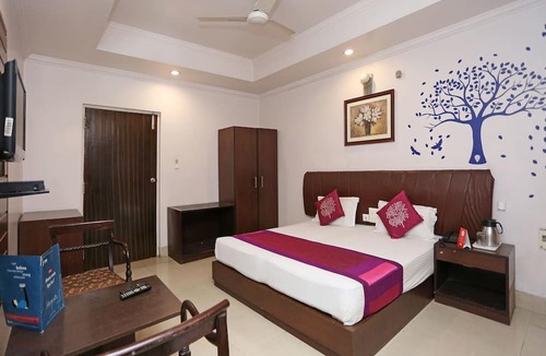 Rudrapur Hotel | OYO 3697 Hotel Rivieraa