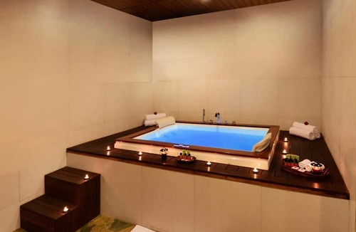Moradabad Hotel | MB Greens Clarks Inn Moradabad