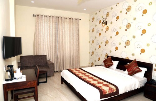Kookas Hotel | Hotel The Grand Kukas