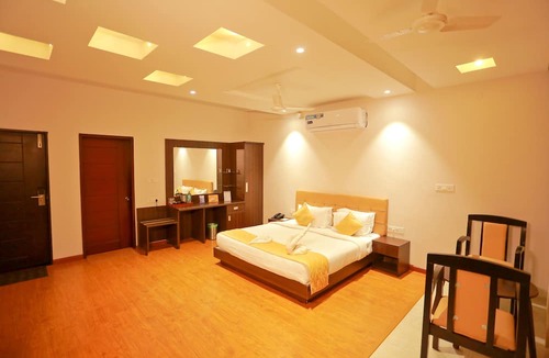 Yercaud Hotel | Grand Signature Hotel & Spa