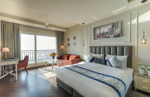 The Mall Road Hotel | Vaydantaa - Luxury Boutique Hotel Mussoorie