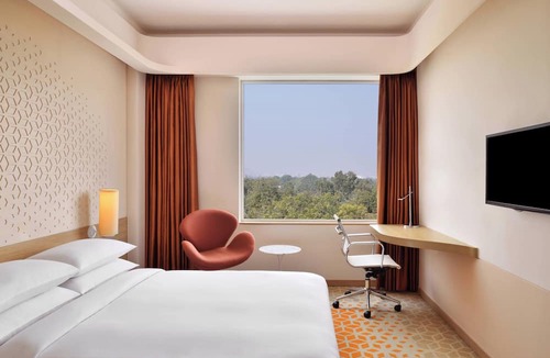 Mahindra World City Hotel | Fairfield by Marriott Chennai Mahindra World City