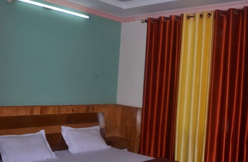 McLeod Ganj Hotel | Hotel Hill Town