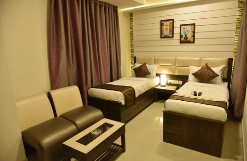 Periamet Hotel | Hotel White Park