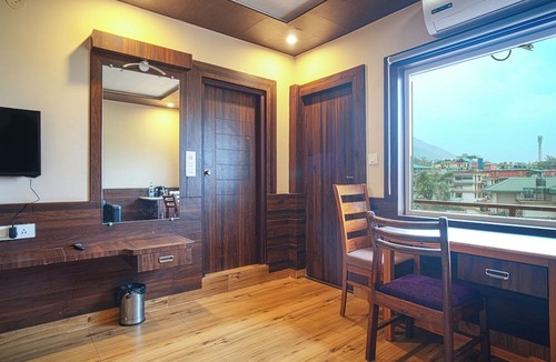 Fatehpur Hotel | Hotel Buddha House Himalayan Brothers