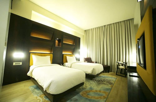 Bara Banki Hotel | Golden Blossom Imperial Resorts