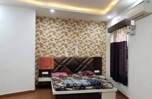 Bindki Hotel | Hotel Suraj
