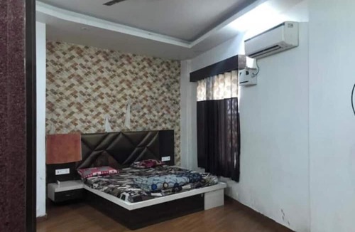Bindki Hotel | Hotel Suraj