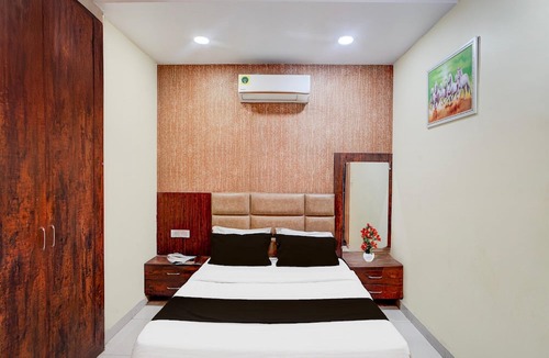 Jabalpur House | Deluxe Hotel Koshalya Mohan
