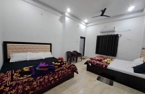 Haraiya Hotel | Hotel Anuj Palace l Near Ram Mandir