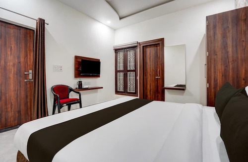 Bareilly House | Premium Neelam Hotel