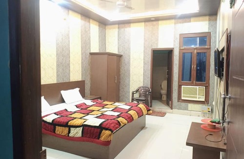 Mainpuri Hotel | Hotel TR INN Mainpuri