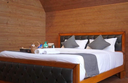 Periyur Resort | Airas Resort