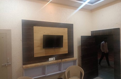 Rehli Hotel | Midway Treat Gopalpura