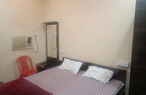 Rehli Hotel | Midway Treat Gopalpura