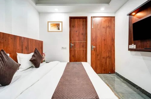 Mahipalpur Extension Hotel | Fabhotel Sr Stay