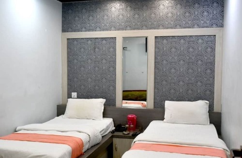 Satna Hotel | hotel Zinn satna