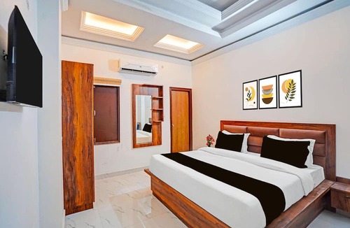 Aliganj House | Townhouse Vikas Nagar Lucknow