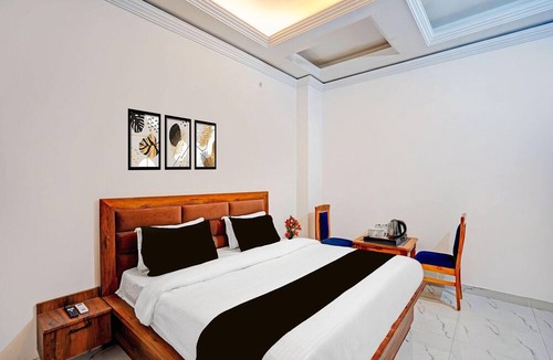 Aliganj House | Townhouse Vikas Nagar Lucknow