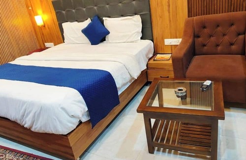 Sigra Hotel | Hotel Siddhant Palace Varanasi