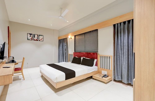 Satara House | Classic Matoshree Palace