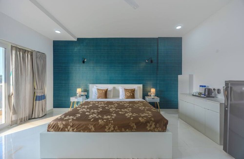 Chicalim Villa | ELIVAAS Midpoint Uno 7 Room Retreat with Pool