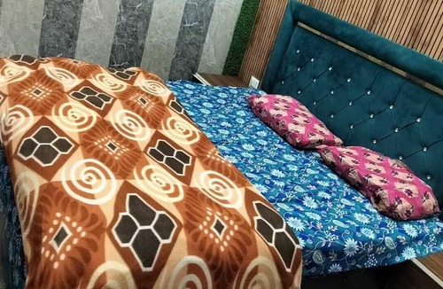 Dhampur House | Shiva Family Restaurant Guest House